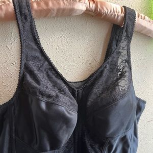 black exquisite form corset bra